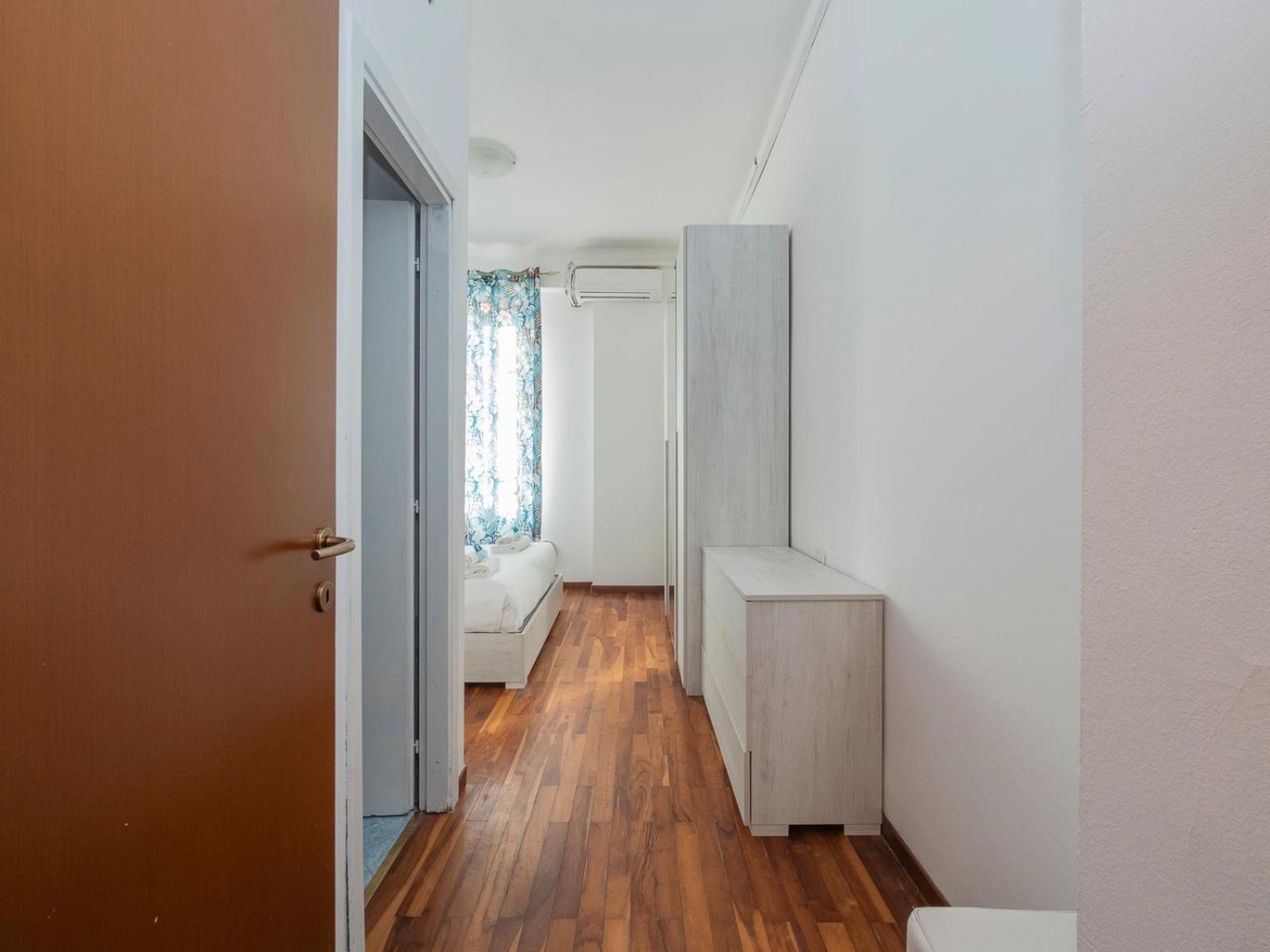 Ihost - Ornato 14 *